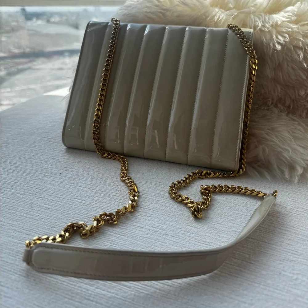 Yves Saint Laurent Glossy Cream Crossbody Bag - Picture 3 of 14